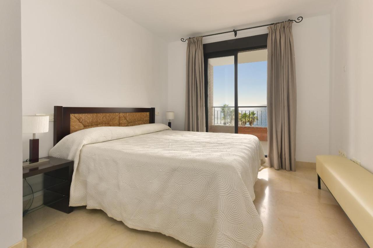 Apartamento De 2 Dormitorios En Torrox Costa Kültér fotó